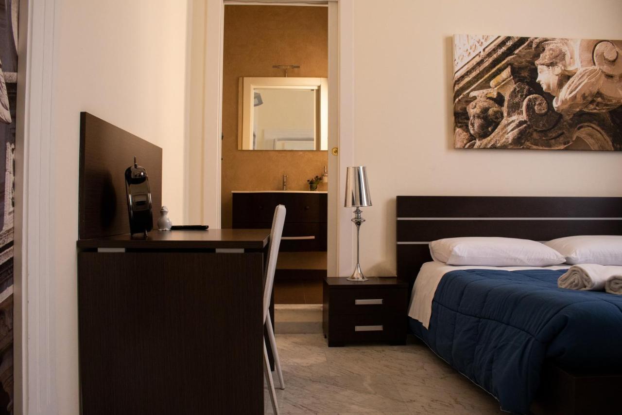 Apollo Suites Лечче Екстер'єр фото