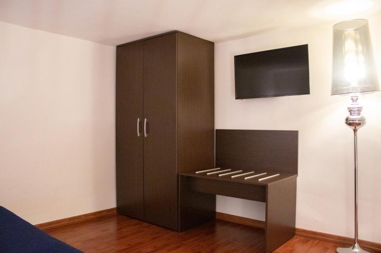 Apollo Suites Лечче Екстер'єр фото